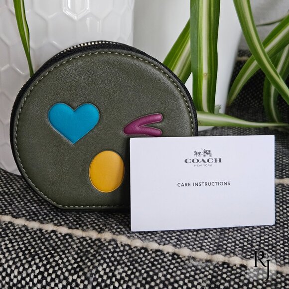 Coach Green Heart Wink Emoji Coin Purse – Rare Novelty - Picture 2 of 10